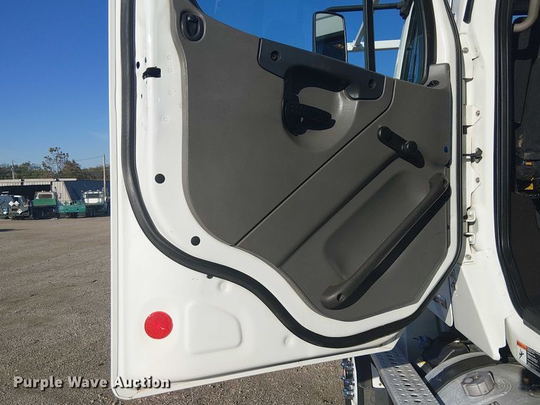 image for item EG1671 2012 Freightliner Business Class M2 Crew Cab crane truck