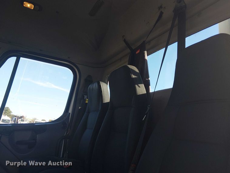 image for item EG1671 2012 Freightliner Business Class M2 Crew Cab crane truck