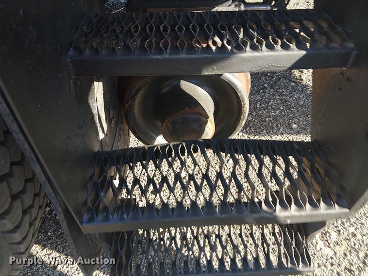 image for item EG1671 2012 Freightliner Business Class M2 Crew Cab crane truck