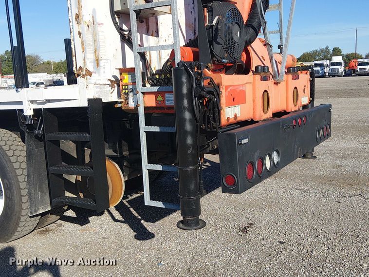 image for item EG1672 2012 Freightliner Business Class M2 crane truck