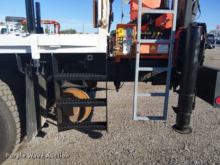 image for item EG1672 2012 Freightliner Business Class M2 crane truck