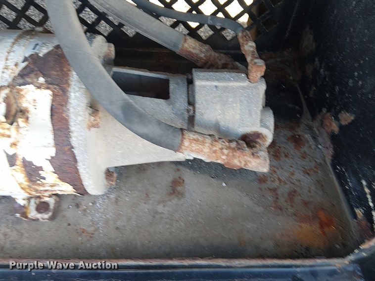 image for item EG1672 2012 Freightliner Business Class M2 crane truck