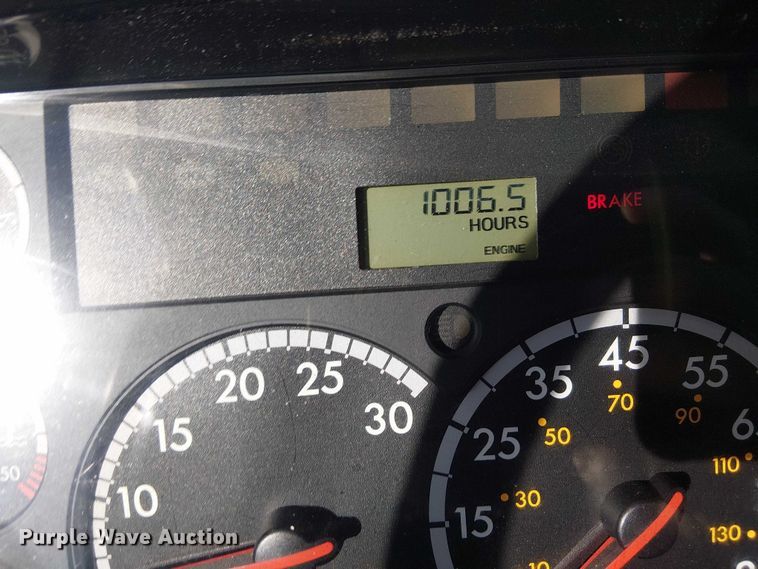 image for item EG1672 2012 Freightliner Business Class M2 crane truck