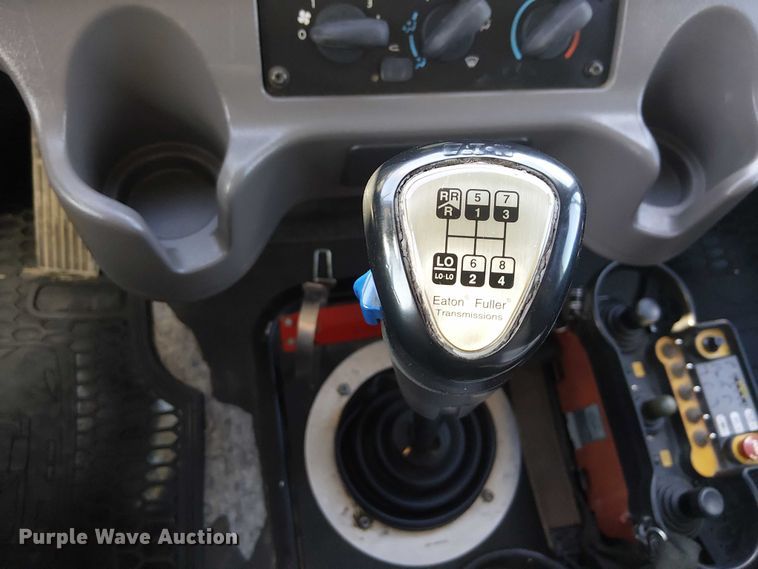 image for item EG1672 2012 Freightliner Business Class M2 crane truck