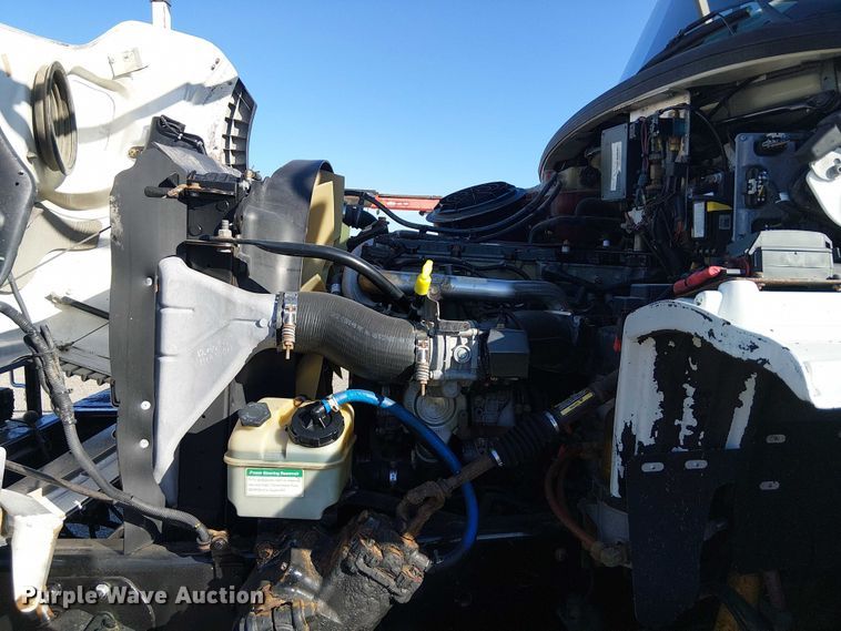 image for item EG1672 2012 Freightliner Business Class M2 crane truck