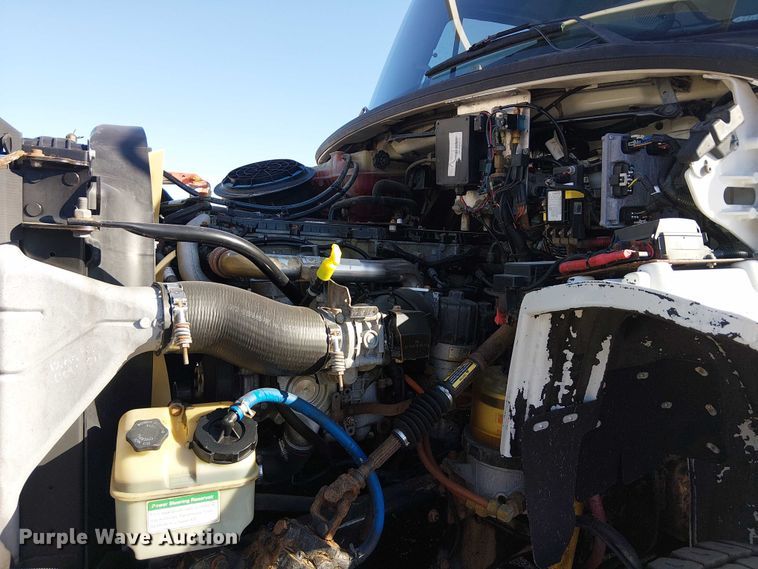 image for item EG1672 2012 Freightliner Business Class M2 crane truck