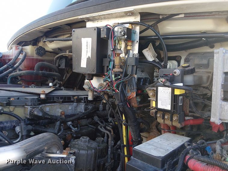 image for item EG1672 2012 Freightliner Business Class M2 crane truck