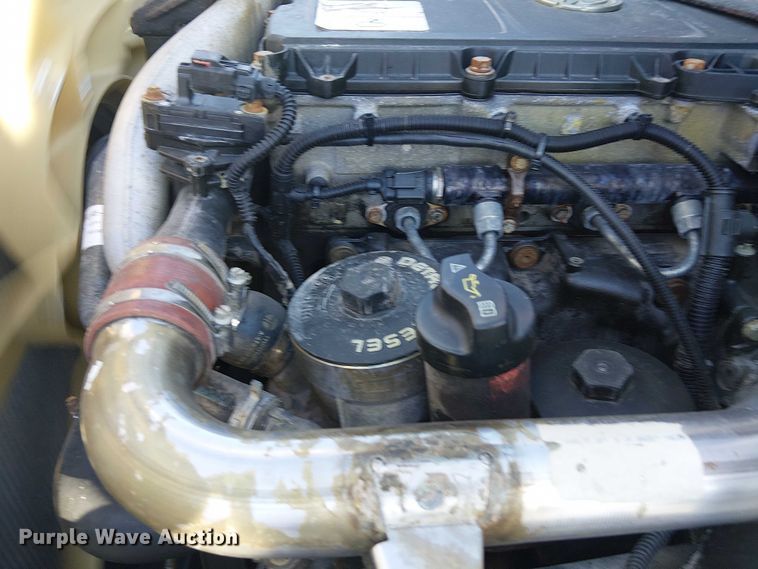 image for item EG1672 2012 Freightliner Business Class M2 crane truck