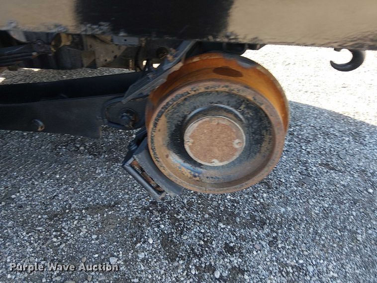 image for item EG1672 2012 Freightliner Business Class M2 crane truck