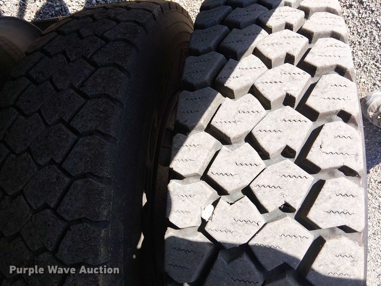 image for item EG1672 2012 Freightliner Business Class M2 crane truck