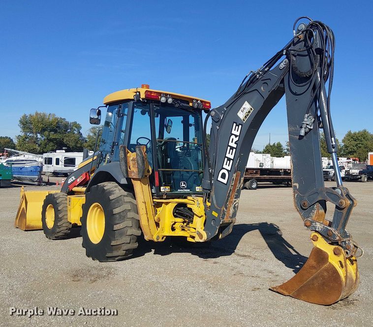 image for item EG1673 2017 John Deere 410L backhoe