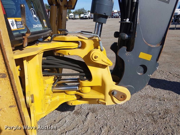 image for item EG1673 2017 John Deere 410L backhoe