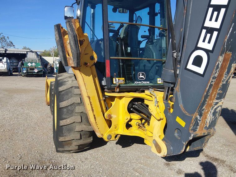 image for item EG1673 2017 John Deere 410L backhoe