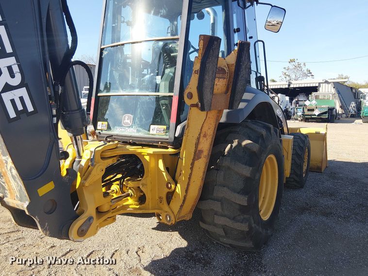image for item EG1673 2017 John Deere 410L backhoe