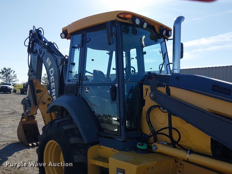 image for item EG1673 2017 John Deere 410L backhoe