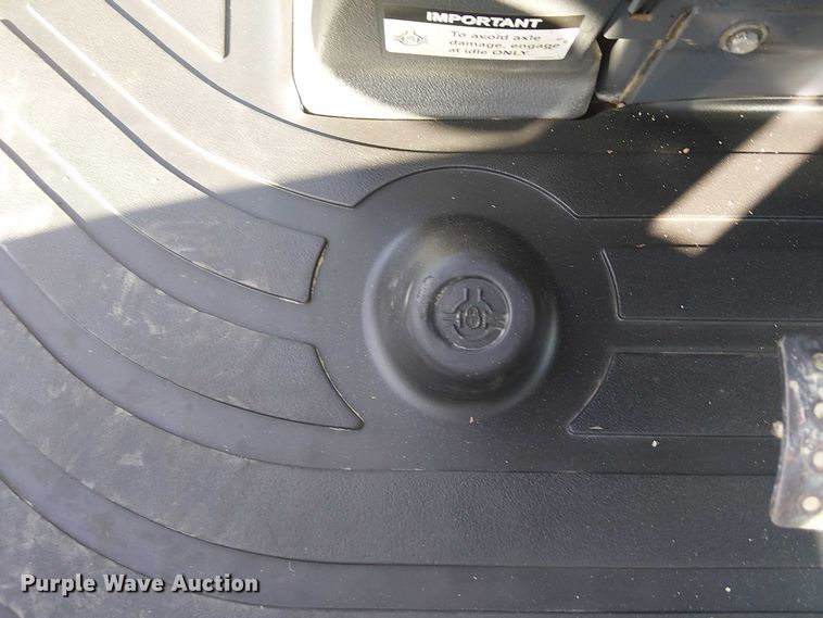 image for item EG1673 2017 John Deere 410L backhoe