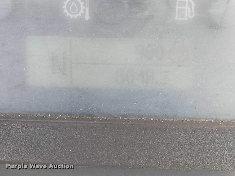 image for item EG1673 2017 John Deere 410L backhoe