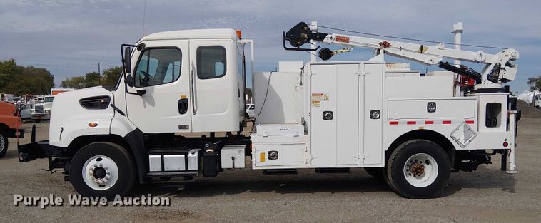 image for item EG1682 2014 Freightliner 108SD utility / service truck