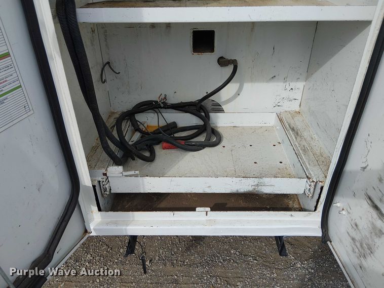 image for item EG1682 2014 Freightliner 108SD utility / service truck