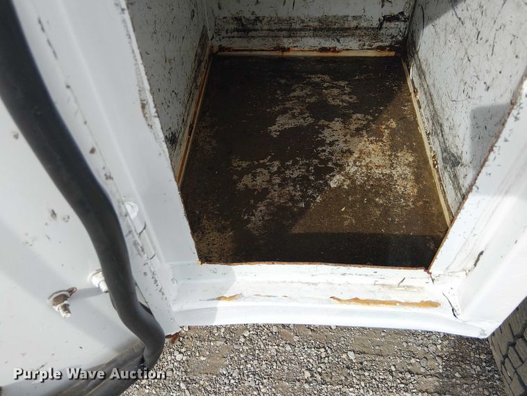 image for item EG1682 2014 Freightliner 108SD utility / service truck