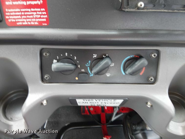 image for item EG1682 2014 Freightliner 108SD utility / service truck