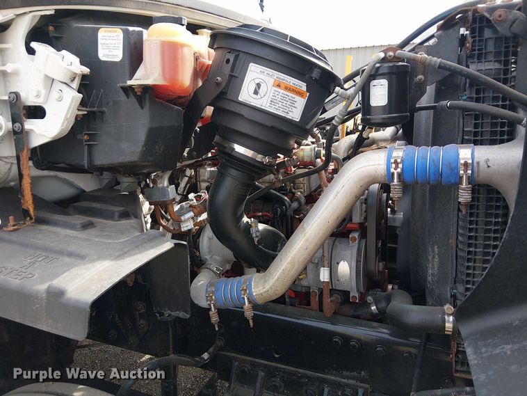 image for item EG1682 2014 Freightliner 108SD utility / service truck