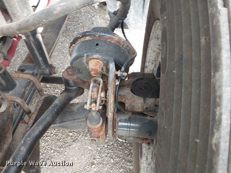 image for item EG1682 2014 Freightliner 108SD utility / service truck