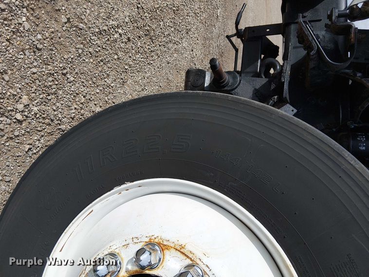 image for item EG1682 2014 Freightliner 108SD utility / service truck