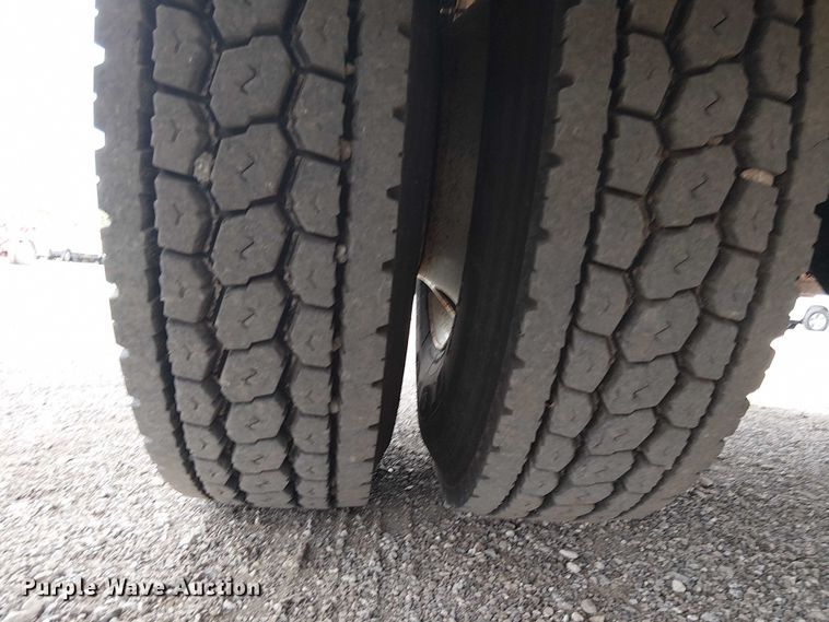 image for item EG1682 2014 Freightliner 108SD utility / service truck