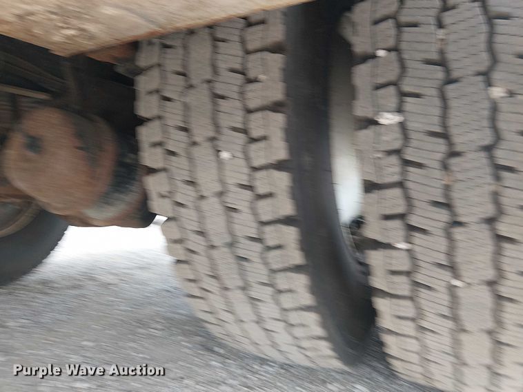 image for item EG1682 2014 Freightliner 108SD utility / service truck