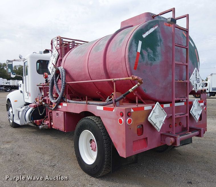 image for item EG1683 2013 Peterbilt 337  oilfield acidizing pump truck