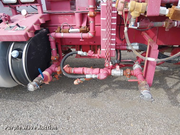 image for item EG1683 2013 Peterbilt 337  oilfield acidizing pump truck