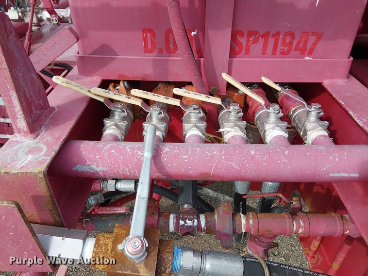 image for item EG1683 2013 Peterbilt 337  oilfield acidizing pump truck