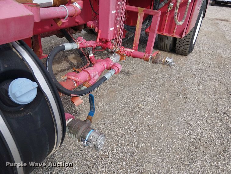 image for item EG1683 2013 Peterbilt 337  oilfield acidizing pump truck