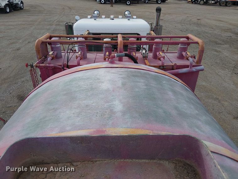 image for item EG1683 2013 Peterbilt 337  oilfield acidizing pump truck