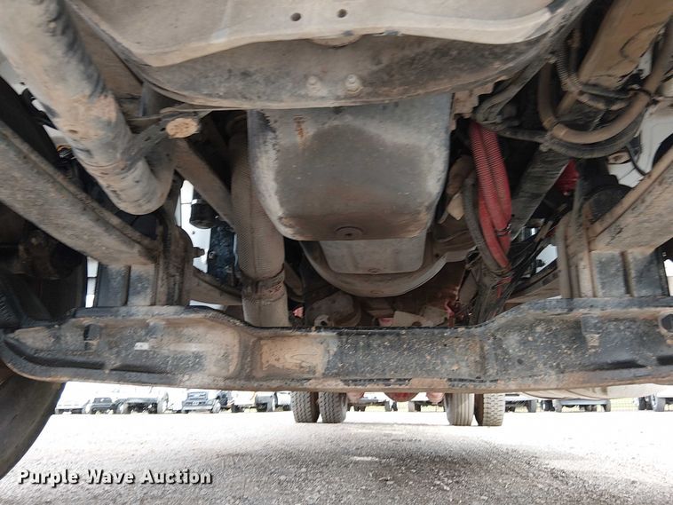 image for item EG1683 2013 Peterbilt 337  oilfield acidizing pump truck