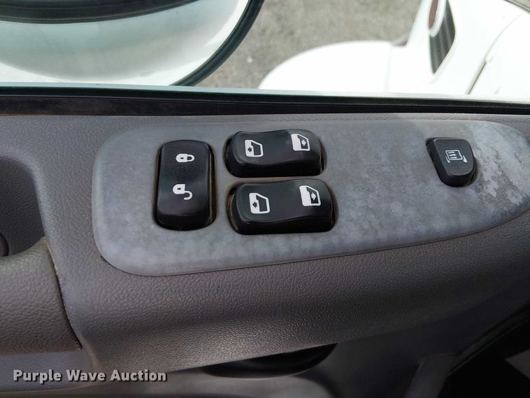 image for item EG1683 2013 Peterbilt 337  oilfield acidizing pump truck