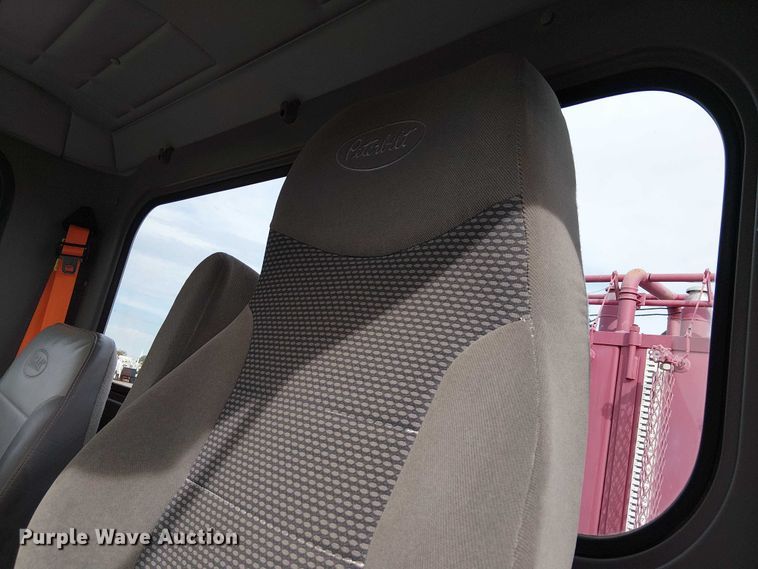 image for item EG1683 2013 Peterbilt 337  oilfield acidizing pump truck