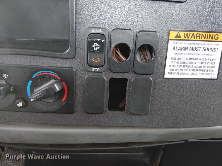 image for item EG1683 2013 Peterbilt 337  oilfield acidizing pump truck