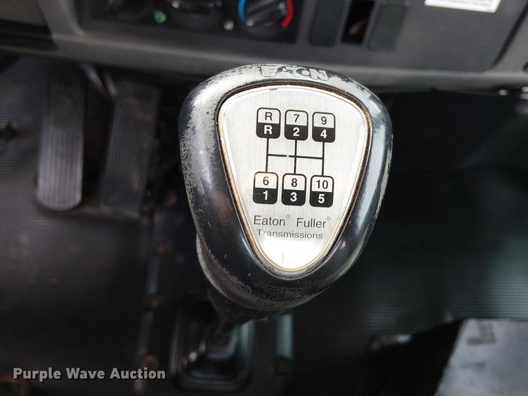 image for item EG1683 2013 Peterbilt 337  oilfield acidizing pump truck