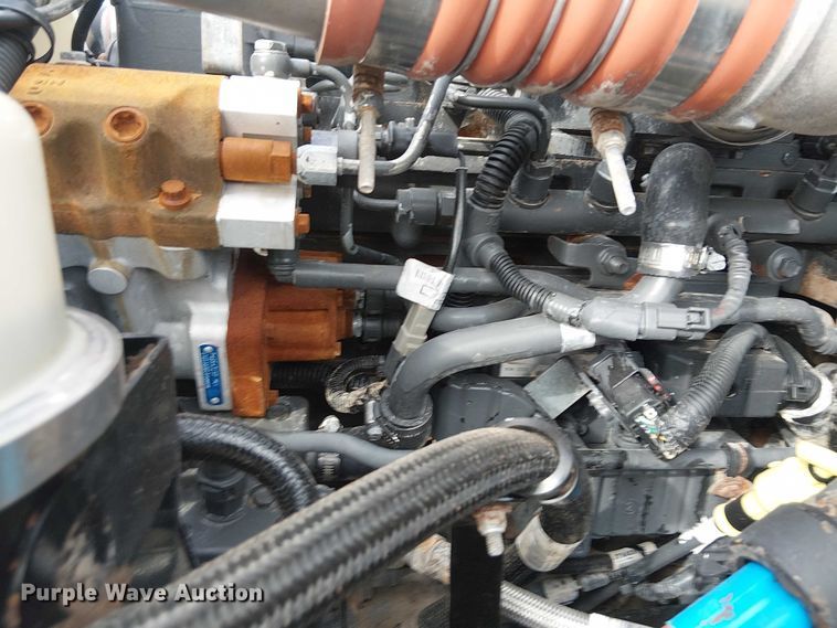 image for item EG1683 2013 Peterbilt 337  oilfield acidizing pump truck