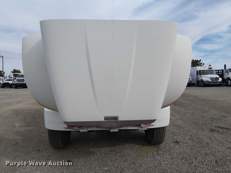 image for item EG1683 2013 Peterbilt 337  oilfield acidizing pump truck