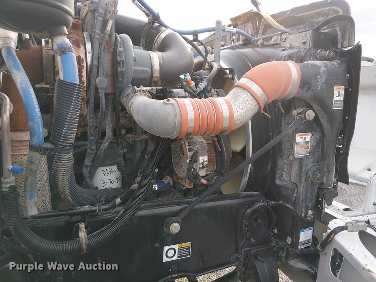 image for item EG1683 2013 Peterbilt 337  oilfield acidizing pump truck