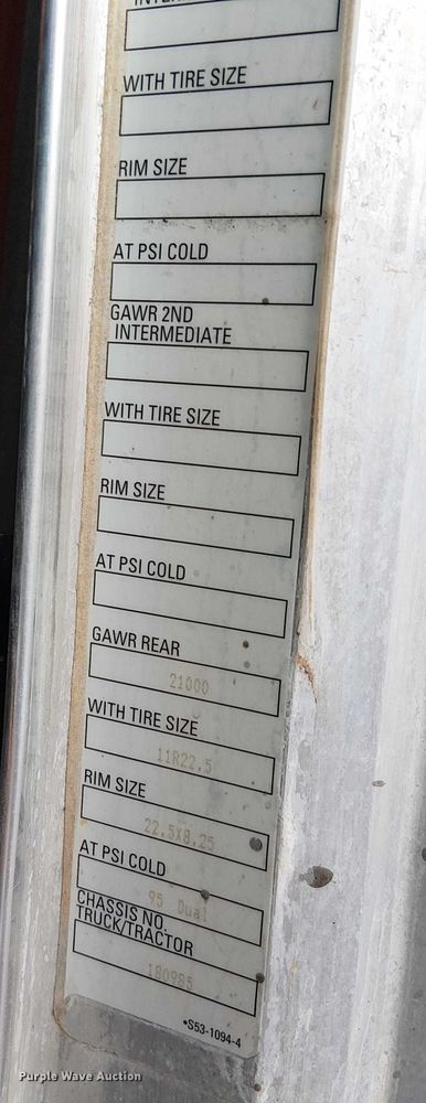 image for item EG1683 2013 Peterbilt 337  oilfield acidizing pump truck