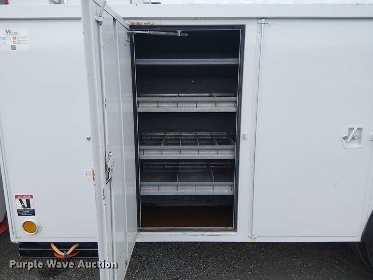 image for item EG1687 2004 Sterling Acterra bucket truck