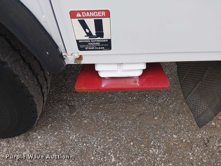 image for item EG1687 2004 Sterling Acterra bucket truck