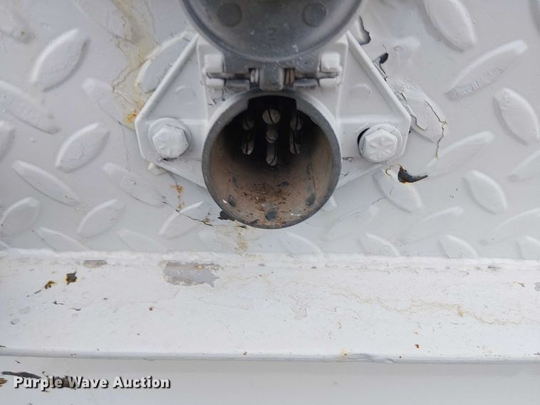 image for item EG1687 2004 Sterling Acterra bucket truck