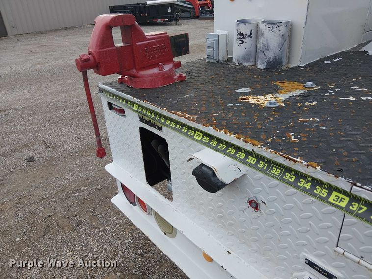 image for item EG1687 2004 Sterling Acterra bucket truck