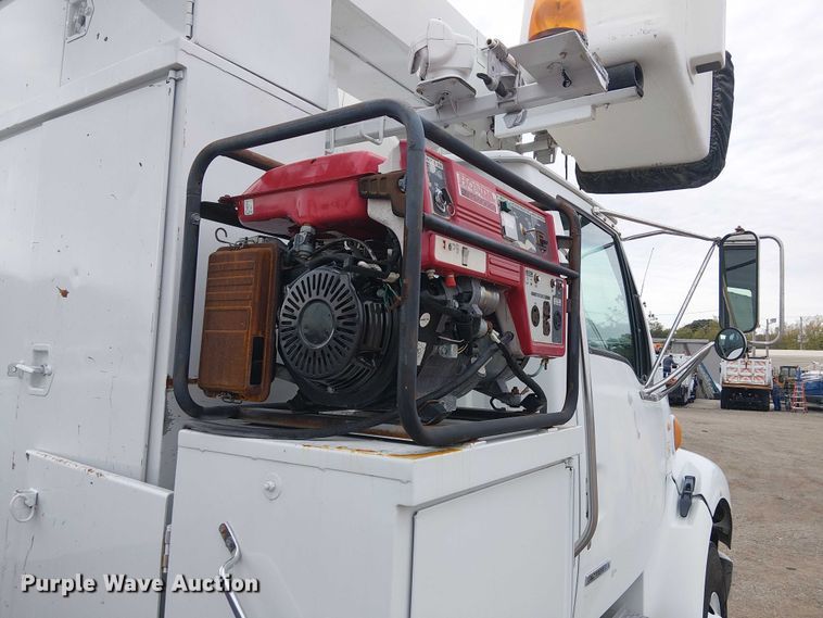 image for item EG1687 2004 Sterling Acterra bucket truck