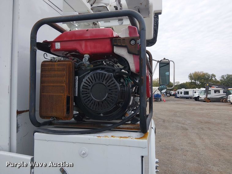 image for item EG1687 2004 Sterling Acterra bucket truck